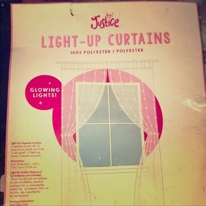 Justice Light-Up Curtains NEW